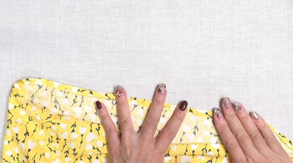 画像に alt 属性が指定されていません。ファイル名: a%E9%BB%84%E8%89%B2%E3%81%84%E3%82%B9%E3%82%AB%E3%83%BC%E3%83%88005%E3%80%80%E3%82%A6%E3%82%A8%E3%82%B9%E3%83%88%E3%81%A8%E8%A3%BE%E3%81%AE%E3%82%A2%E3%82%A4%E3%83%AD%E3%83%B3.00_08_27_27.%E9%9D%99%E6%AD%A2%E7%94%BB002-1024x570.jpg