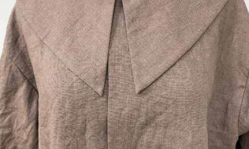 衿の革命的、まち針を大量に使う作り方～大きな衿のブラウスから～